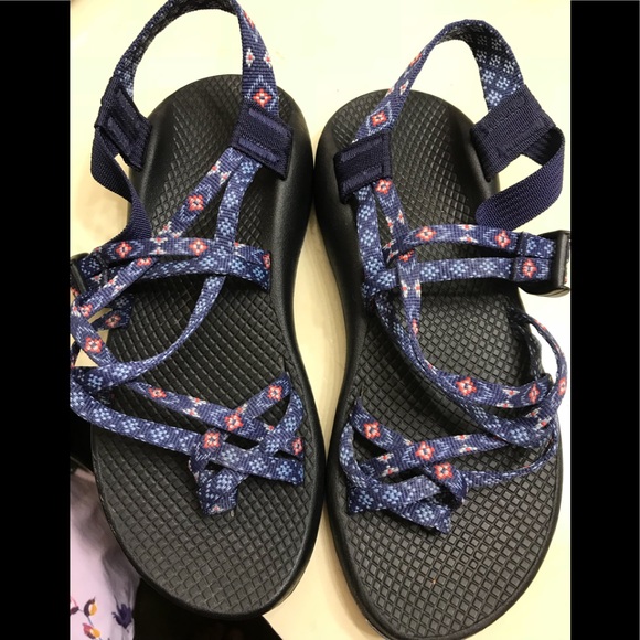 chaco flip flops womens size 8